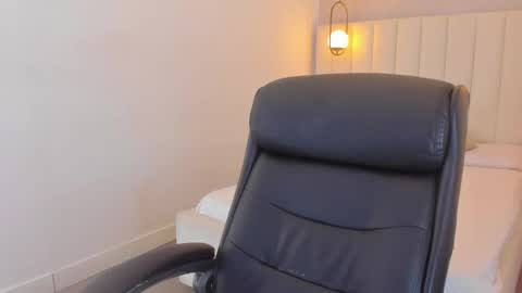 K O S M I C online show from 09/10/25, 12:49