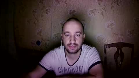 Snapshot of kostua31 chatting on 11/01/25, 11:07 kvg-1994 online show from 11/01/25, 11:07