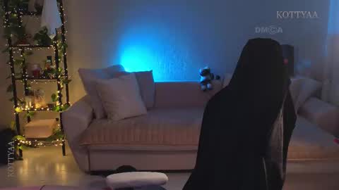 Kottyaa cb FOLLOWING  online show from 11/06/25, 07:37