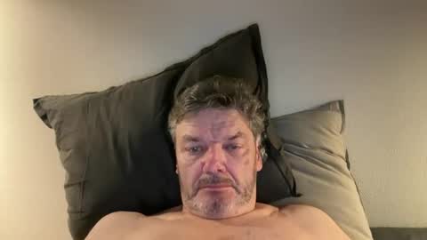 kovapoika online show from 11/15/25, 08:38