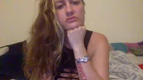 Snapshot of koyoteej chatting on 01/15/25, 05:19 koyoteej online show from 01/15/25, 05:19