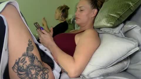 Snapshot of koyoteej chatting on 02/01/25, 07:34 koyoteej online show from 02/01/25, 07:34