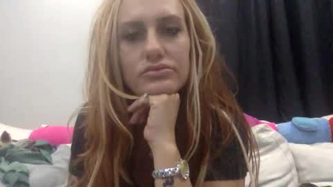 Snapshot of koyoteej chatting on 01/06/26, 01:31 koyoteej online show from 01/06/26, 01:31