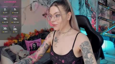 Jess online show from 10/25/25, 05:08