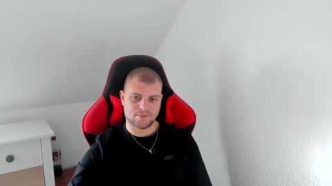 Bartek online show from 10/18/25, 10:27