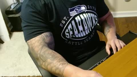 Snapshot of kp253 chatting on 10/05/25, 04:05 KP online show from 10/05/25, 04:05