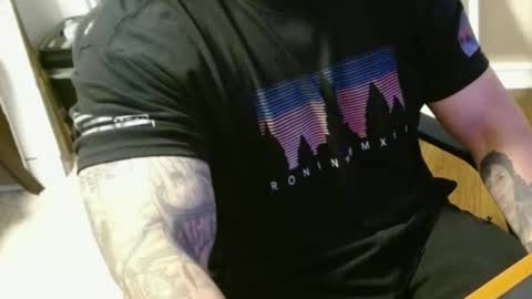 Snapshot of kp253 chatting on 01/12/26, 11:10 KP online show from 01/12/26, 11:10