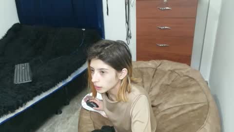 kratos_and_afrodita online show from 10/11/25, 02:22