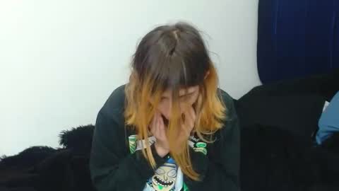 kratos_and_afrodita online show from 10/21/25, 09:59