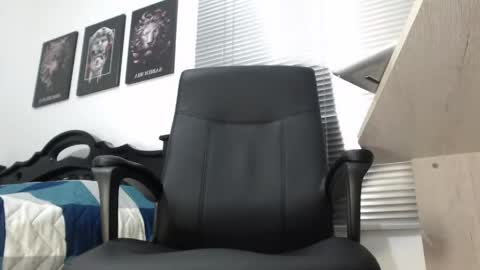 kratoswolf online show from 05/08/26, 12:54