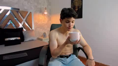 Kraven online show from 11/08/25, 04:12