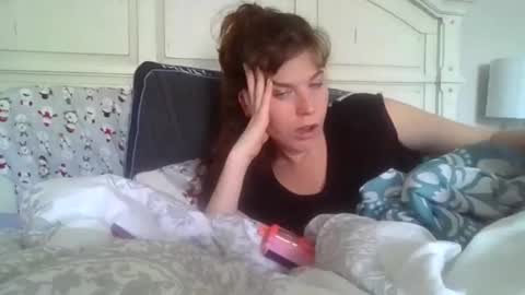 Snapshot of krazyred1027 chatting on 02/26/26, 10:42 krazyred1027 online show from 02/26/26, 10:42