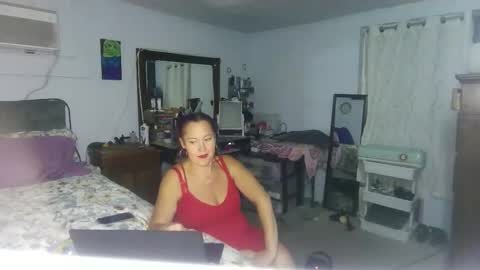kreamyk420 online show from 10/17/25, 10:29
