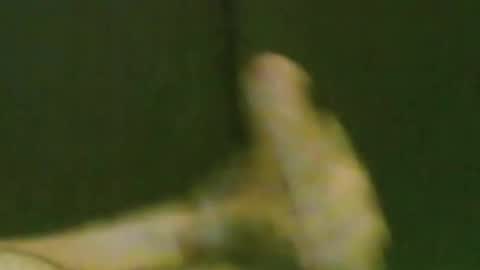 Snapshot of kren565656 chatting on 09/15/25, 11:21 kren565656 online show from 09/15/25, 11:21