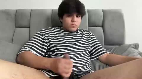 Snapshot of krexxxtofer chatting on 03/01/26, 08:33 krexxxtofer online show from 03/01/26, 08:33