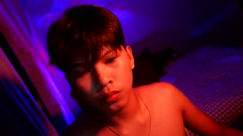 Snapshot of krimpie_xx chatting on 06/22/26, 12:24 krimpie_xx online show from 06/22/26, 12:24