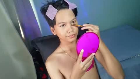 Snapshot of krimpie_xx chatting on 07/10/26, 02:38 krimpie_xx online show from 07/10/26, 02:38
