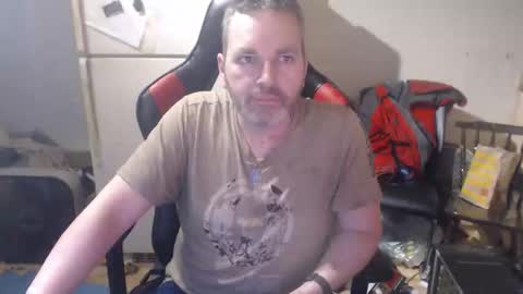 Snapshot of krimson999 chatting on 03/03/26, 09:42 krimson999 online show from 03/03/26, 09:42