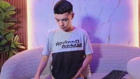 criss online show from 11/27/25, 07:49