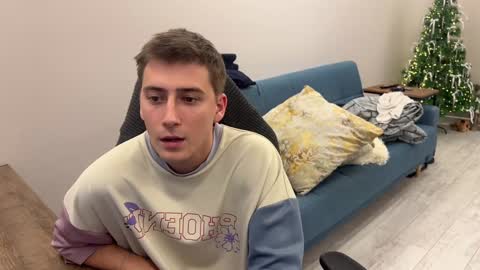 Snapshot of krishort chatting on 12/13/24, 04:05 krishort online show from 12/13/24, 04:05