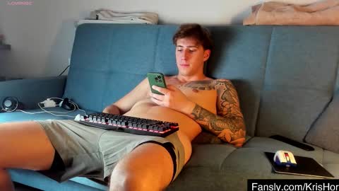 Snapshot of krishort chatting on 10/07/25, 11:18 krishort online show from 10/07/25, 11:18