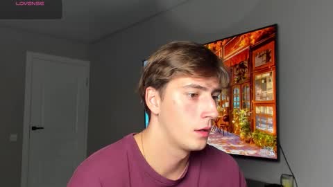 Snapshot of krishort chatting on 11/02/25, 10:28 krishort online show from 11/02/25, 10:28