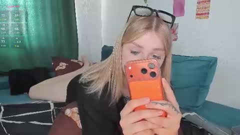 Kristina3 online show from 06/29/26, 01:33