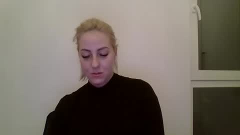 Snapshot of kriss_grace chatting on 02/16/26, 04:58 Grace online show from 02/16/26, 04:58