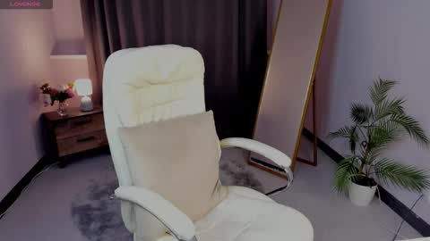 Kris online show from 02/26/26, 04:11