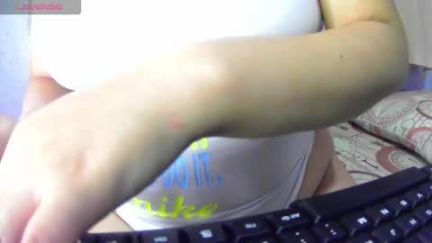 Snapshot of krissone_1 chatting on 10/09/25, 10:52 krissone online show from 10/09/25, 10:52