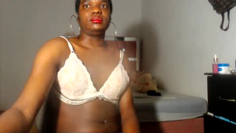 Snapshot of kristal_cox2 chatting on 06/16/26, 11:24 kristal_cox2 online show from 06/16/26, 11:24
