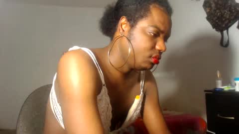 Snapshot of kristal_cox2 chatting on 06/27/26, 09:03 kristal_cox2 online show from 06/27/26, 09:03