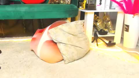 Kristal Luxe online show from 09/21/25, 06:04