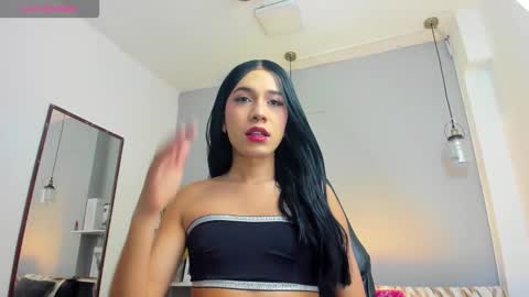 Snapshot of kristall_swan chatting on 02/08/26, 02:20 Kristall online show from 02/08/26, 02:20