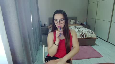 twitter    Annemarye 23 online show from 04/05/26, 06:10