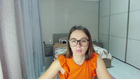 twitter    Annemarye 23 online show from 07/20/26, 06:17