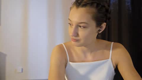 Snapshot of kristandaty chatting on 02/22/26, 08:35 kristandaty online show from 02/22/26, 08:35