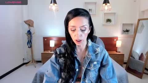 Sophia online show from 01/19/25, 12:06