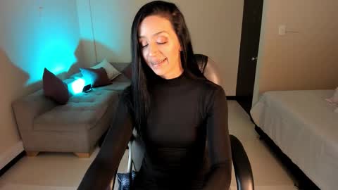 Sophia online show from 02/05/26, 07:40