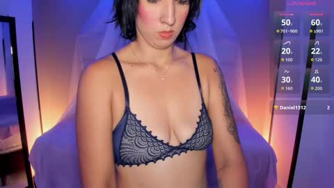 Kristen online show from 10/15/25, 08:20