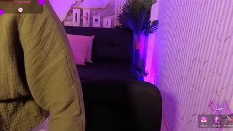 kristen_tay online show from 04/12/26, 03:22