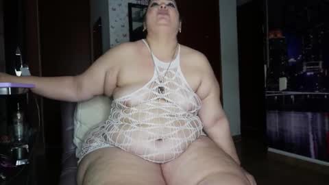 Snapshot of kristenhill1 chatting on 11/11/25, 02:11 Kristen online show from 11/11/25, 02:11