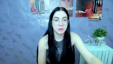 Snapshot of kristenx_x chatting on 10/20/25, 07:31 Kristen online show from 10/20/25, 07:31