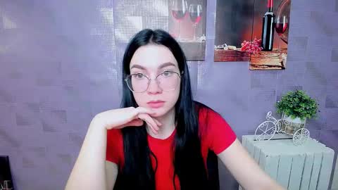 Kristen online show from 11/21/25, 10:36