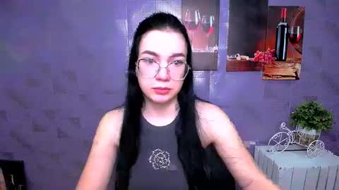 Kristen online show from 12/01/25, 09:36