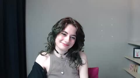 Snapshot of kristi_nas chatting on 12/20/24, 10:27 Kristina online show from 12/20/24, 10:27