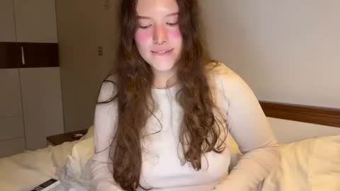 kristiekitty online show from 05/03/26, 11:33