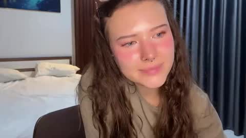 kristiekitty online show from 05/20/26, 09:43
