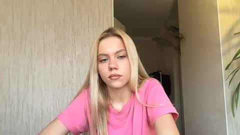 Snapshot of kristifelicien chatting on 07/01/26, 02:07 Blake online show from 07/01/26, 02:07