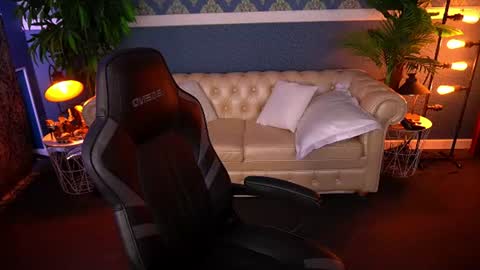 kristifoxy online show from 06/20/26, 12:41